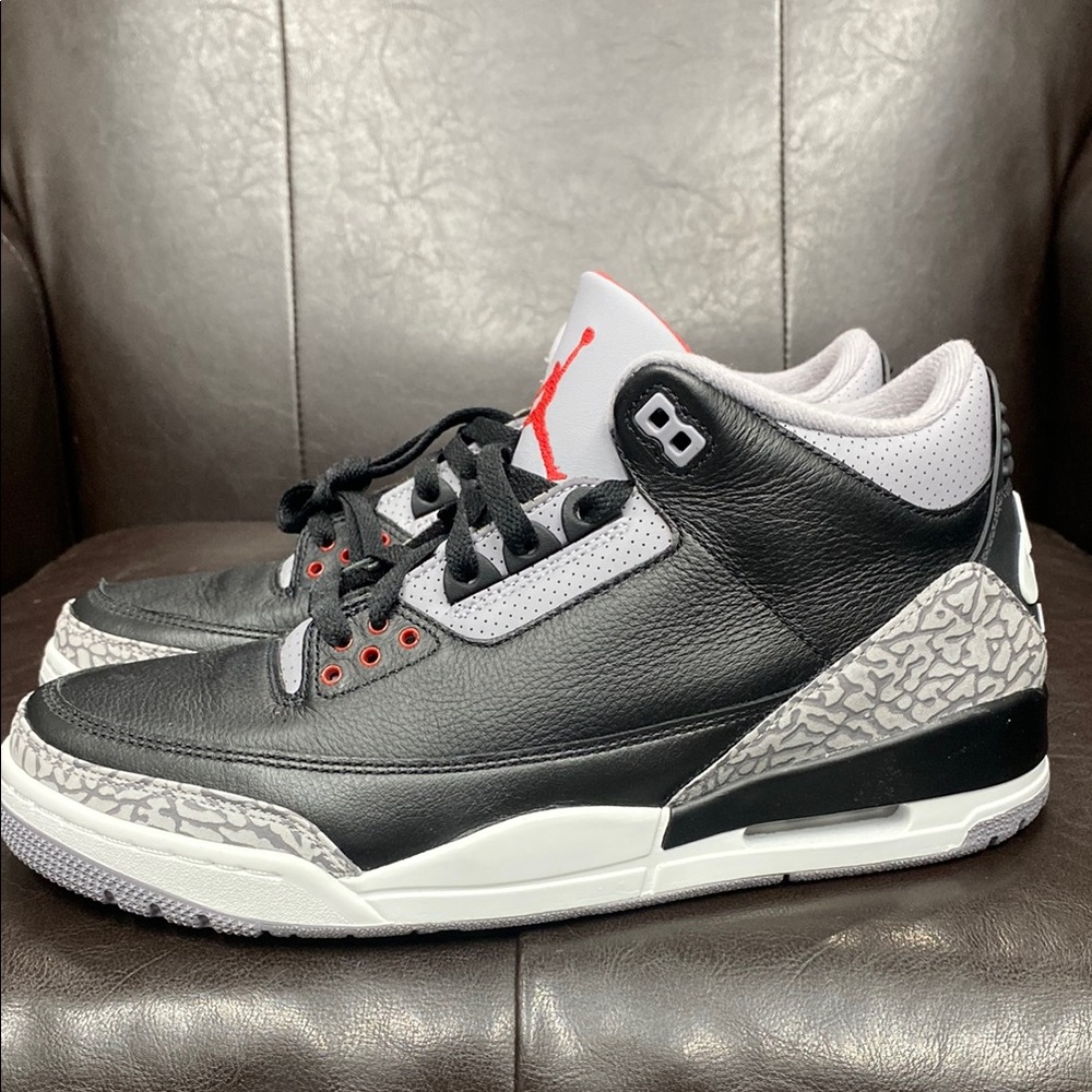 Jordan 3 Retro Black Cement Nike Sneakers.           Size 10.5 (No Box) - Picture 3 of 7